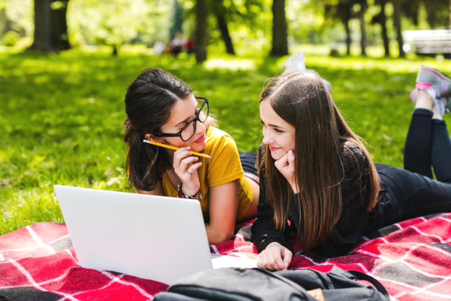 Colecție de modele financiare și template-uri Excel profesionale